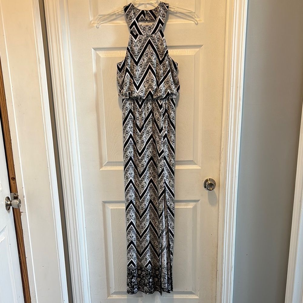 Three Pink Hearts Dress Women Small White Black Chevron Print Maxi Casual Summer